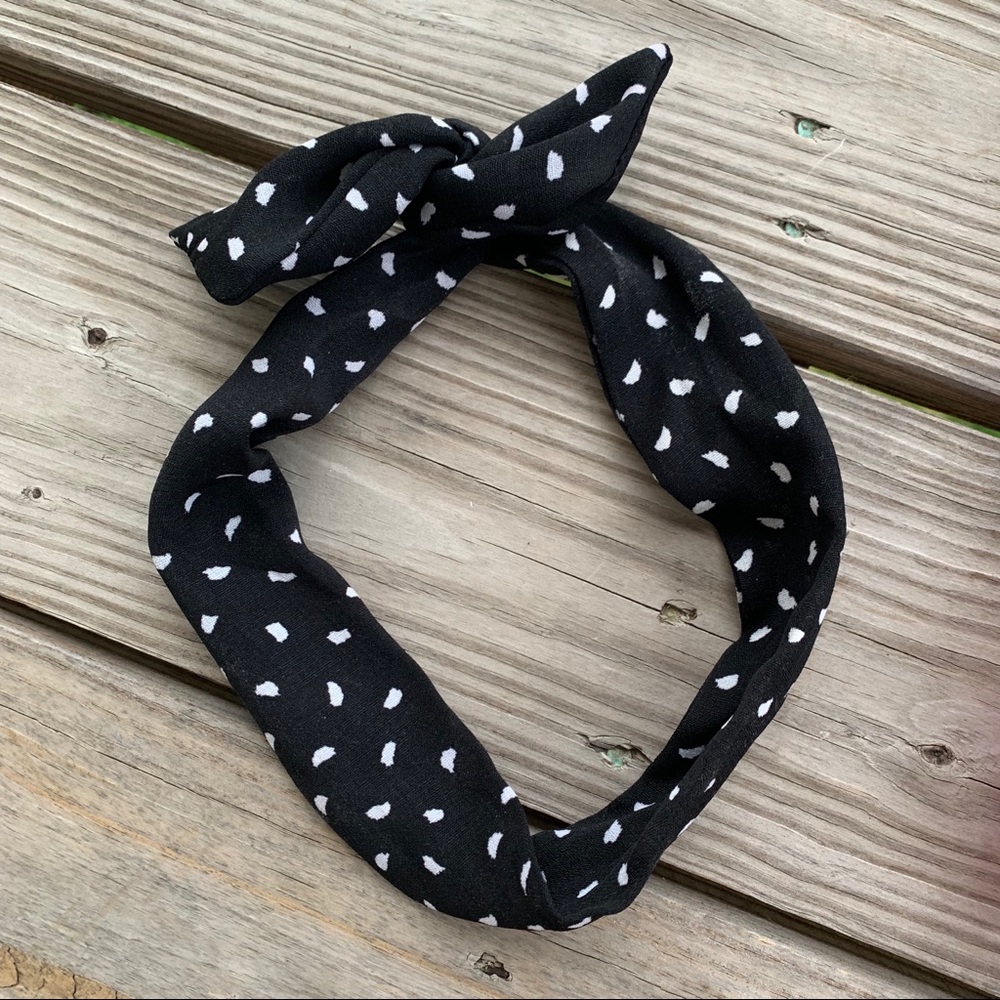Retro Black & White Headband